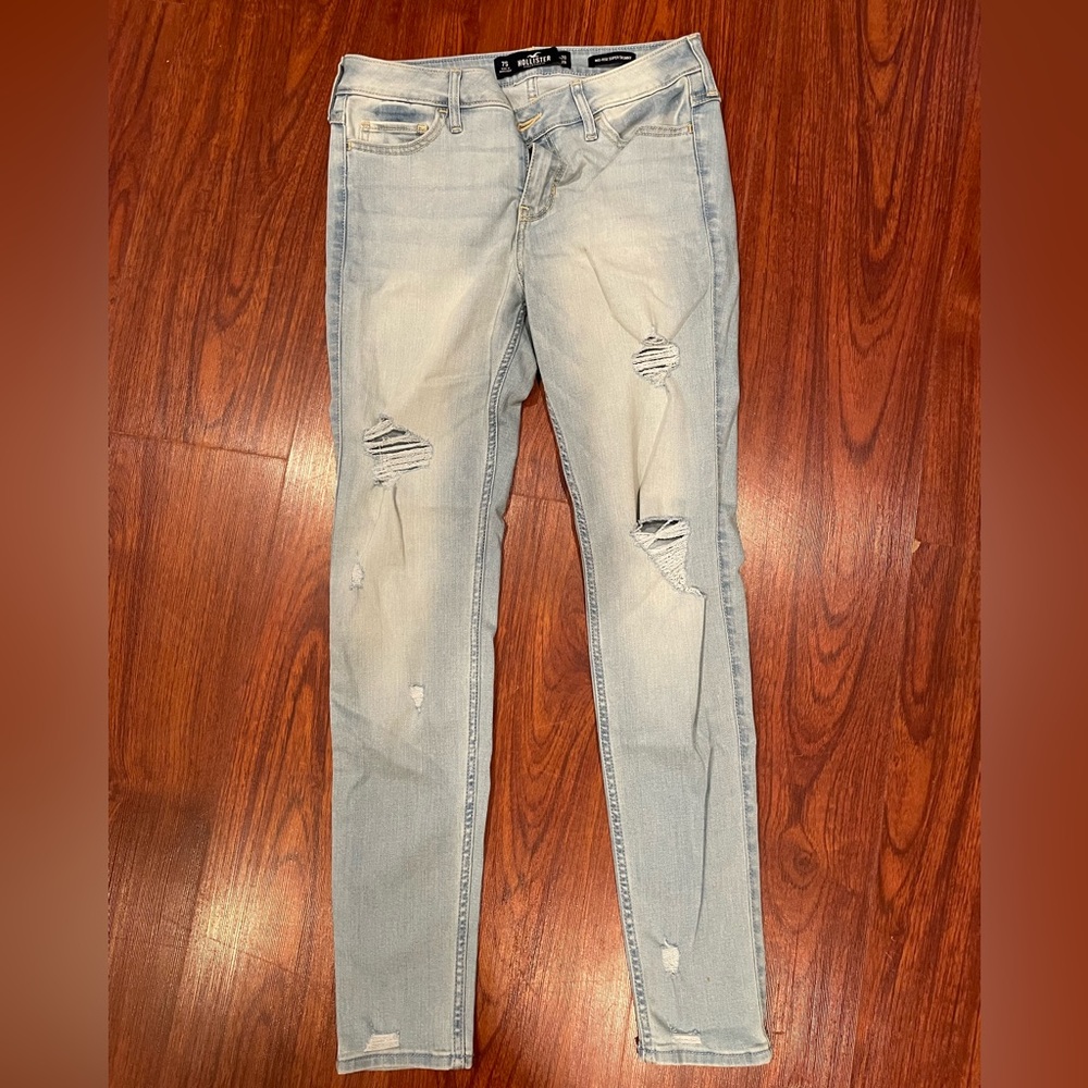 Light Wash Skinny Jeans